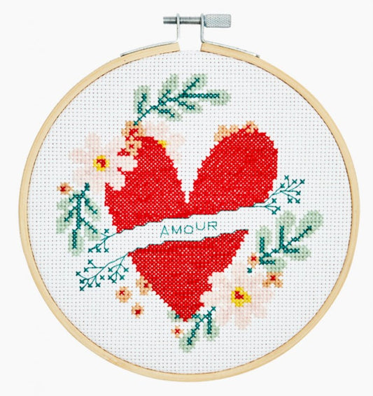 DMC Cross Stitch Kit \ Heart